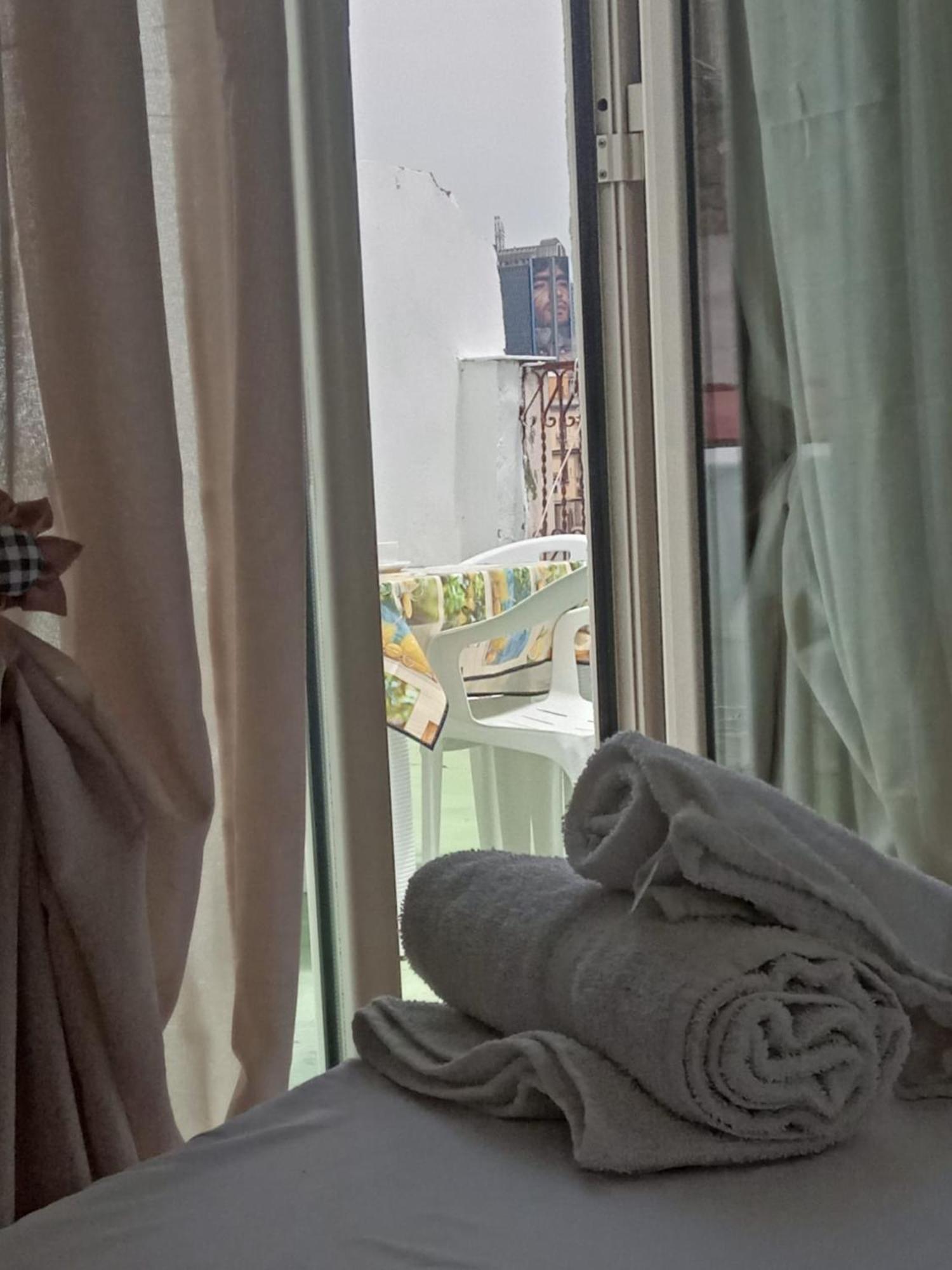 Casa La Terrazza Dei Tribunali เนเปิลส์ ภายนอก รูปภาพ